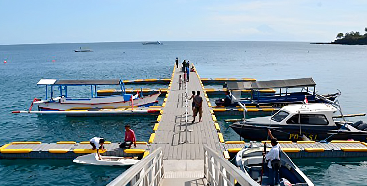 Gambar Boat Senggigi Port Gili Island Fastboats